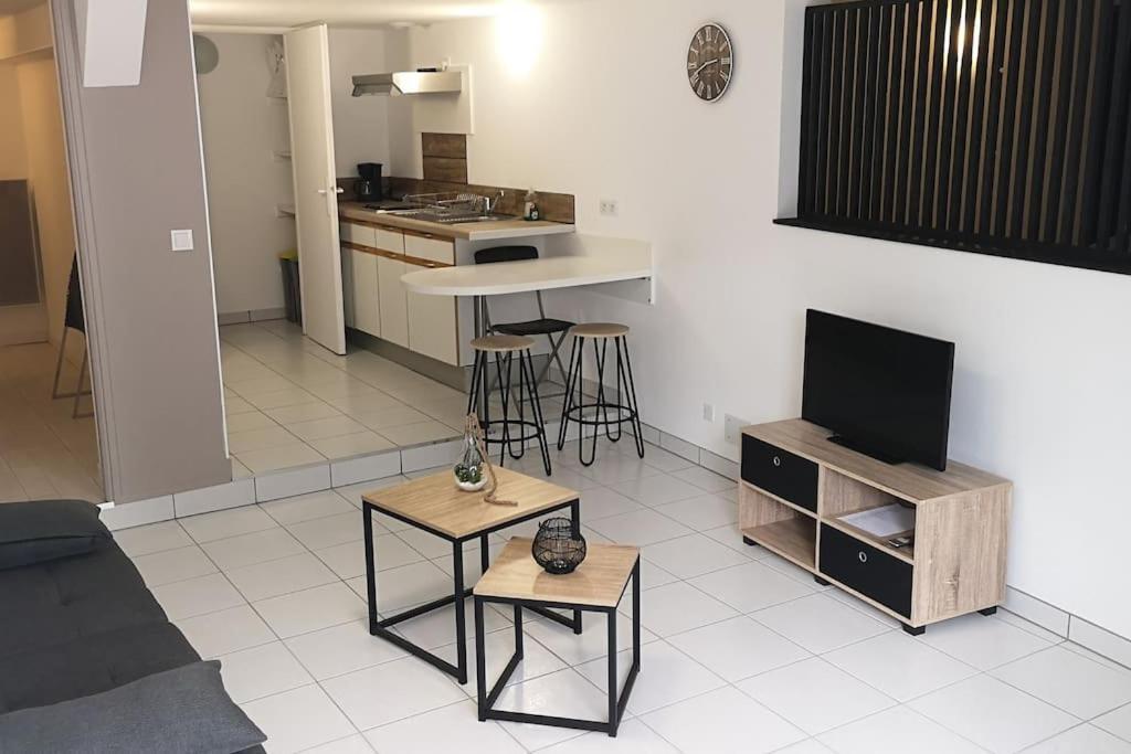 Appart-Terrasse 15Min Volcan-Lac 45Min Station Ski Ceyrat Bagian luar foto